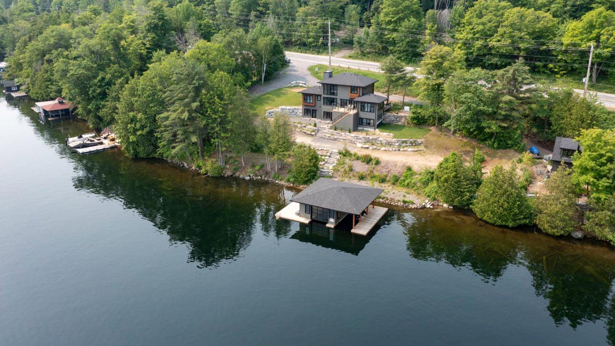 Tranquil Shores Mactier Exterior photo