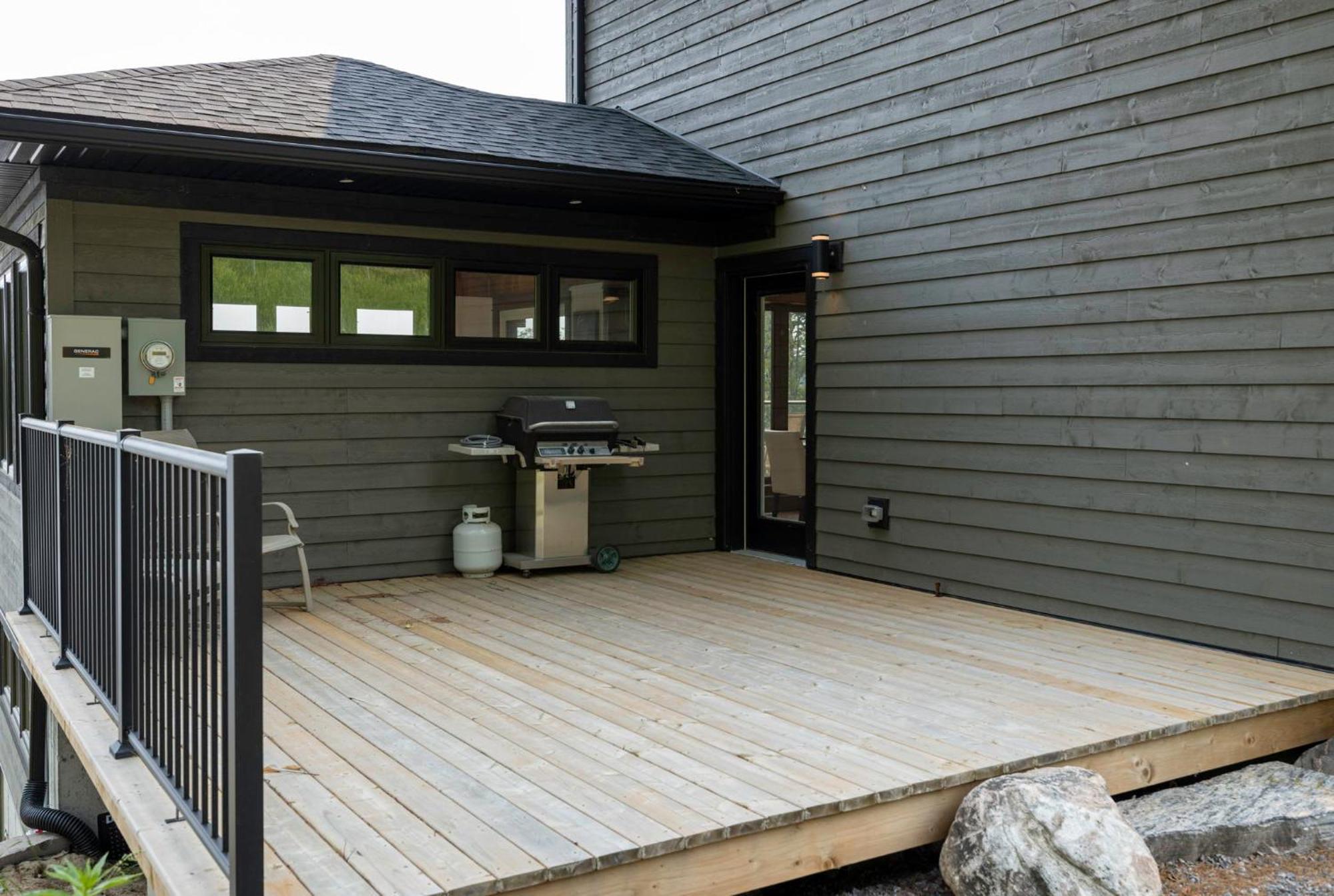 Tranquil Shores Mactier Exterior photo