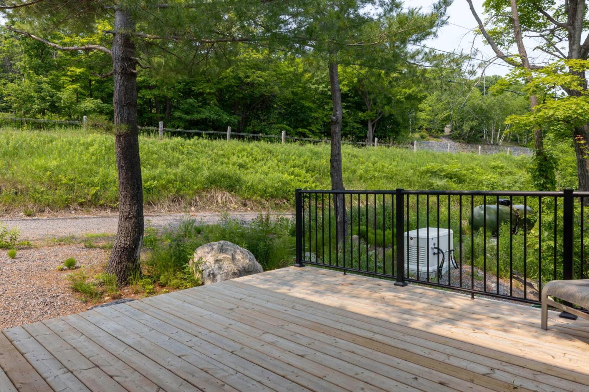 Tranquil Shores Mactier Exterior photo